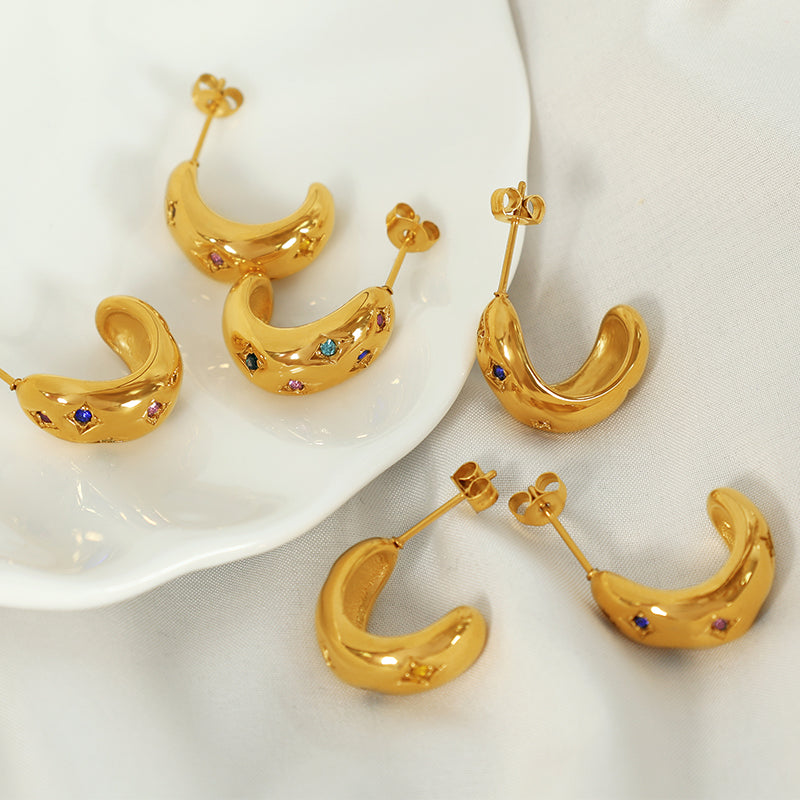 Rhinestones 18k gold plated ear studs